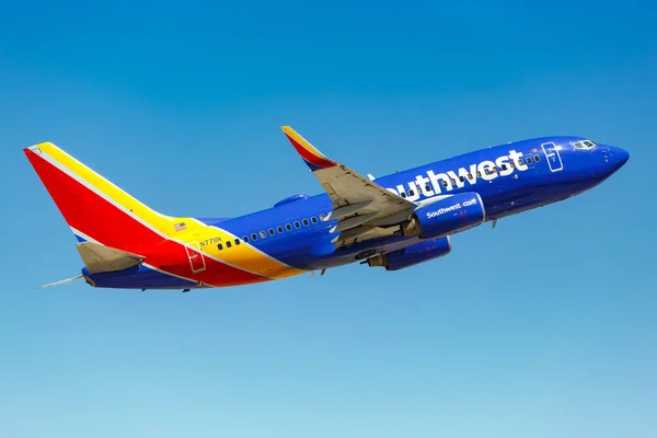 Phoenix Arizona Nisan 2019 Güneybatı Havayolları Boeing 737 700 Uçağı — Stok fotoğraf