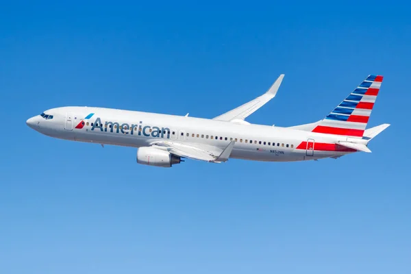 Nueva York Marzo 2020 American Airlines Boeing 737 800 Avión — Foto de Stock