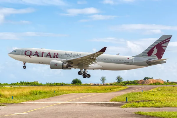Mahe Σεϋχέλλες Φεβρουαρίου 2020 Qatar Airways Αεροπλάνο Airbus A330 Στο — Φωτογραφία Αρχείου