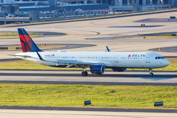 Atlanta Geórgia Abril 2019 Delta Air Lines Airbus A321 Avião — Fotografia de Stock