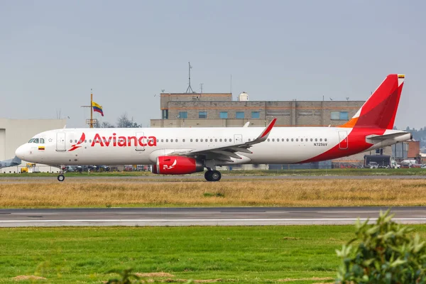 Μπογκοτά Κολομβία Ιανουαρίου 2019 Αεροπλάνο Avianca Airbus A321 Στο Αεροδρόμιο — Φωτογραφία Αρχείου