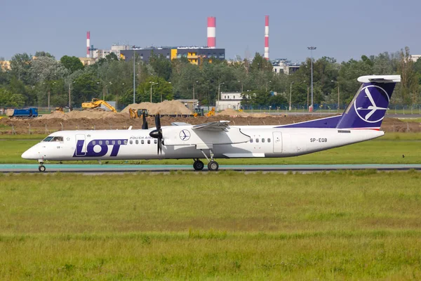 Warsaw Poland May 2019 Lot Polskie Linie Lotnicze Bombardier Dhc — Stock Photo, Image