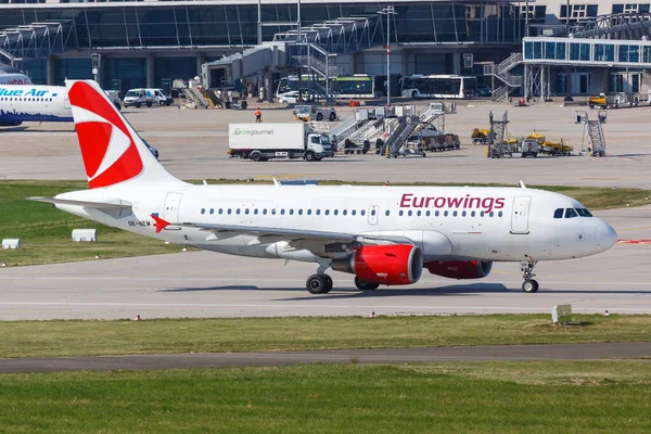 Stuttgart Germany September 2019 Αεροπλάνο Eurowings Airbus A319 Στο Αεροδρόμιο — Φωτογραφία Αρχείου
