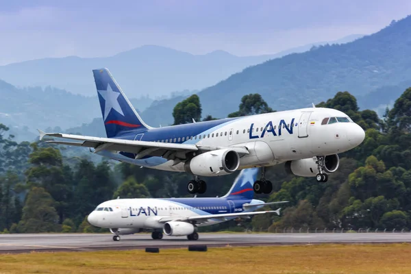 Medellin Colombia January 2019 Lan Airbus A319 Airplanes Medellin Rionegro — Stock Photo, Image