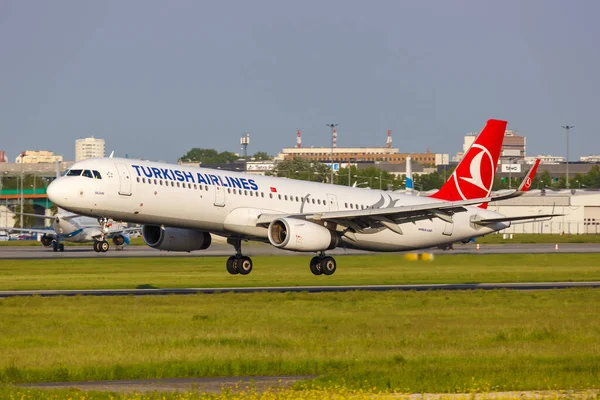 Warszawa Polen Maj 2019 Turkish Airlines Airbus A321 Flygplan Warszawas — Stockfoto