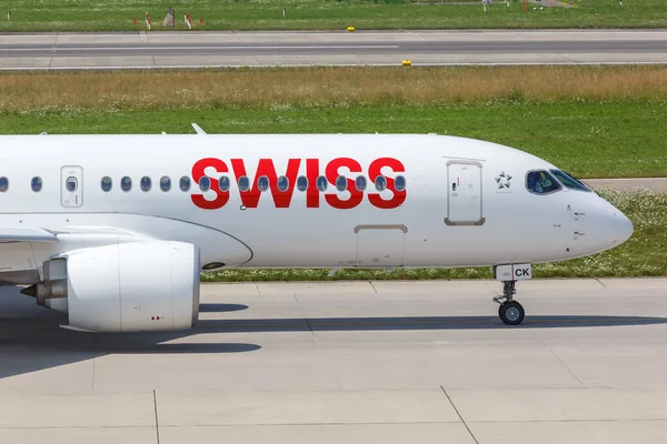 Zurich Switzerland July 2020 Swiss Airbus A220 300 Airplane Zurich — Stock Photo, Image