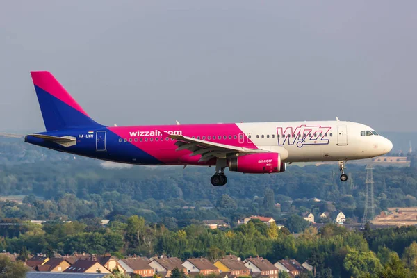 Dortmund Alemanha Agosto 2020 Avião Wizzair Airbus A320 Aeroporto Dortmund — Fotografia de Stock