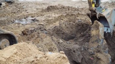 bir inşaatta çalışan üreticileri