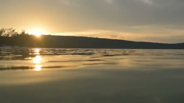 Sonnenuntergang Auf Der Insel Koh Rong Samloem Bucht Von Sarazenen — Stockvideo