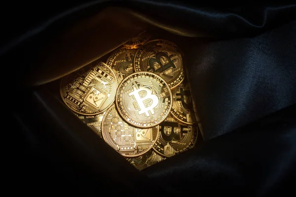 Bitcoin para Darknet-gizli cüzdana gizli.  