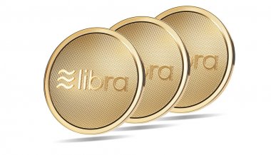 Üzerinde logo lu altın Terazi sikkeİltasyon konsepti. Dijital kripto para ödeme yeni proje. Beyaz bir arka plan üzerine yerleştirilen 3d render Sikke.