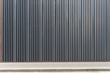 Sokak duvarı arka planı, endüstriyel arka plan, depo tuğla duvarlı boş Grunge şehir sokağı