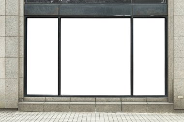Büyük Pencere ve İsim Yeri olan Dükkan Dükkanı Önü