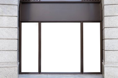 Büyük Pencere ve İsim Yeri olan Dükkan Dükkanı Önü