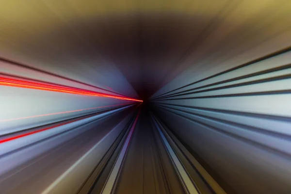 Geschwindigkeitsbegrenzung Stadtautobahntunnel — Stockfoto