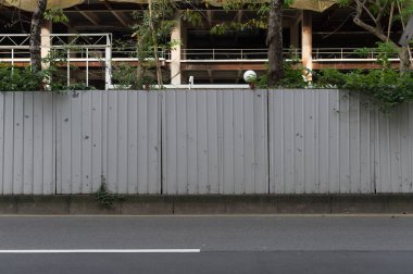 Sokak duvarı arka planı, endüstriyel arka plan, depo tuğla duvarlı boş Grunge şehir sokağı