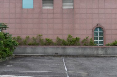 Sokak duvarı arka planı, endüstriyel arka plan, depo tuğla duvarlı boş Grunge şehir sokağı