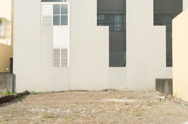 Sokak duvarı arka planı, endüstriyel arka plan, depo tuğla duvarlı boş Grunge şehir sokağı