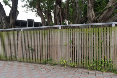 Sokak duvarı arka planı, endüstriyel arka plan, depo tuğla duvarlı boş Grunge şehir sokağı