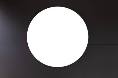 İmza atölyesi. Çember şeklinde.