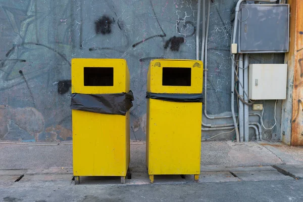 City Trash Cans Outdoors Daytime — Stock Photo, Image