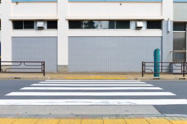 Sokak duvarı arka planı, endüstriyel arka plan, depo tuğla duvarlı boş Grunge şehir sokağı