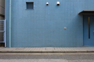 Sokak duvarı arka planı, endüstriyel arka plan, depo tuğla duvarlı boş Grunge şehir sokağı