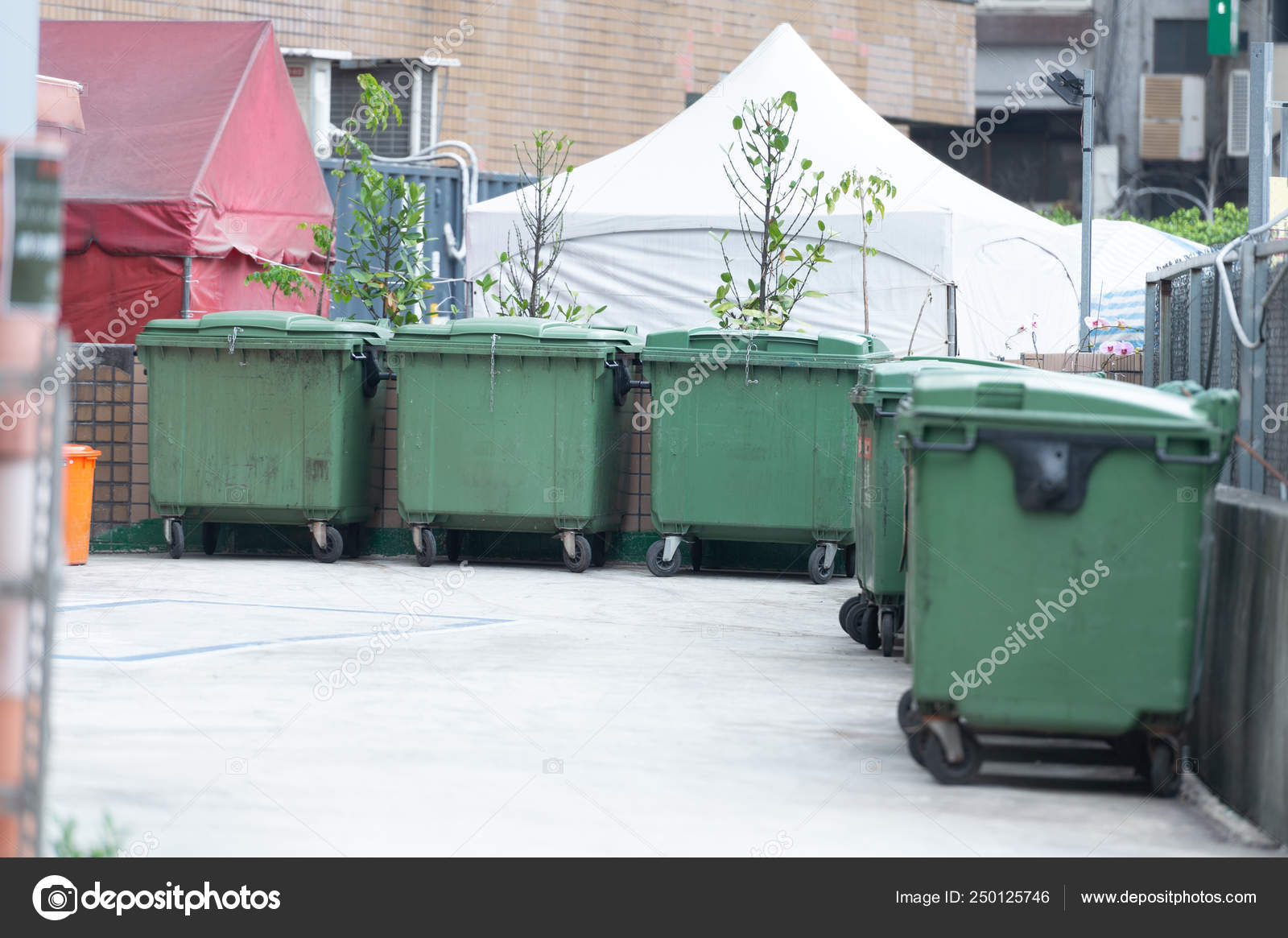 City trash cans — Stock Photo © 250125746