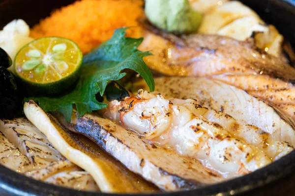 Sashimi raw fish seafood rice bowl - sashimi on rice, donburi, j — Stock Photo, Image