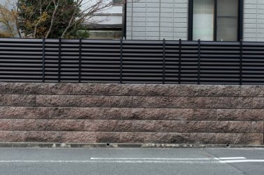 Sokak duvarı arka planı, endüstriyel arka plan, depo tuğla duvarlı boş Grunge şehir sokağı