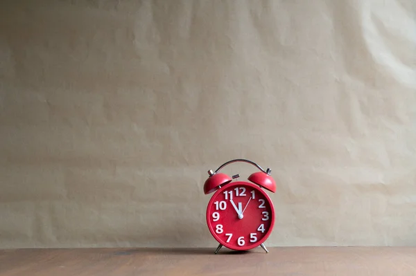 Reloj Despertador Rojo Aislado Concepto Tiempo Negocios — Foto de Stock