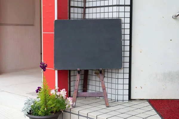 Cartelera Grande Blanco Una Pared Calle Pancartas Con Espacio Para —  Fotos de Stock