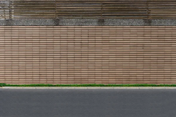 街道墙背景 工业背景 空旷的城市街道 有仓库砖墙 — 图库照片