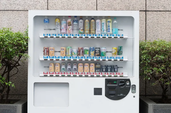 Frigorífico Exibição Frigorífico Exibição Comercial Rua Com Bebidas — Fotografia de Stock