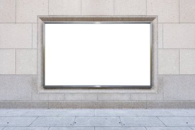 Büyük Pencere ve İsim Yeri olan Dükkan Dükkanı Önü