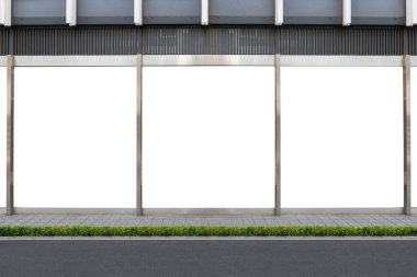 Büyük Pencere ve İsim Yeri olan Dükkan Dükkanı Önü