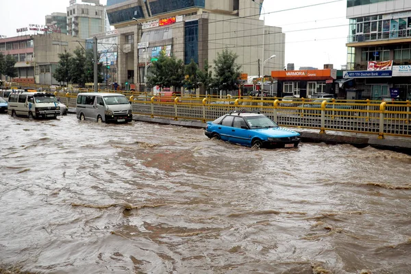 Addis Ababa, Etiyopya, 21 Temmuz 2019 : Yağmur mevsimi birçok Afrika şehrine sel getiriyor.