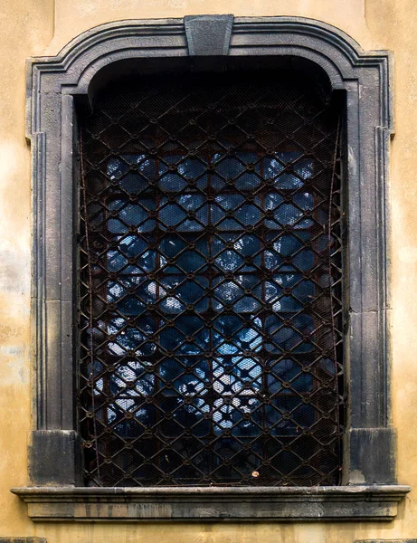 Okna Elewacji Domów Starym Mieście — Zdjęcie stockowe