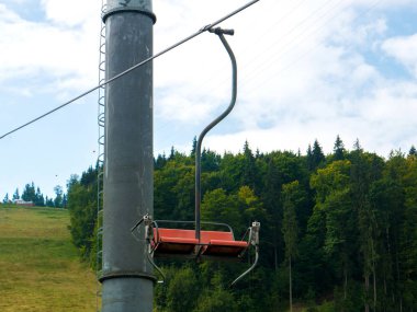 Boş teleferik. Doğa arka plan