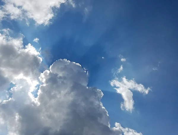 Zbliżenie Błękitne Niebo Chmury — Zdjęcie stockowe