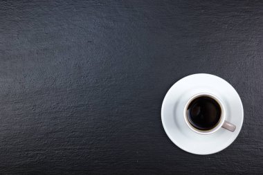 kahve siyah ahşap zemin üzerine