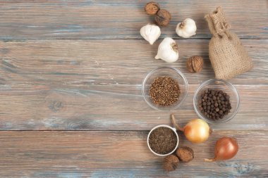 Mutfak, çeşniler, reçete kayıt. Yemek yiyecek üstten görünüm üstten görünüm