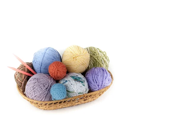 Fils Colorés Sur Fond Blanc Épinglettes Fils Laine Pour Tricot — Photo