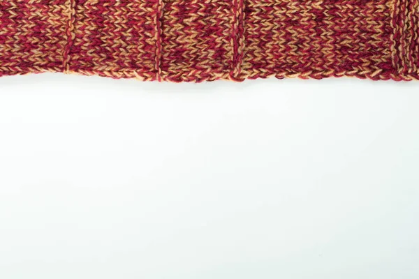 스웨터 또는 스카프 원단 질감 큰 뜨개질. 릴리프 패턴이 있는 니트 저지 배경. 울 핸드 머신, 핸드메이드, 레드, — 스톡 사진