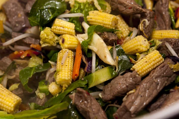 Chinese Style Stir Fry Beef Vegetables Sweet Chilli Sauce — Stock Photo, Image