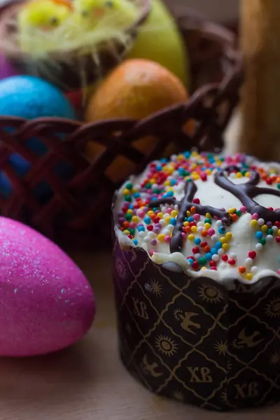 Easter Cake Dyed Eggs Religious Holiday Easter — Stock Photo, Image
