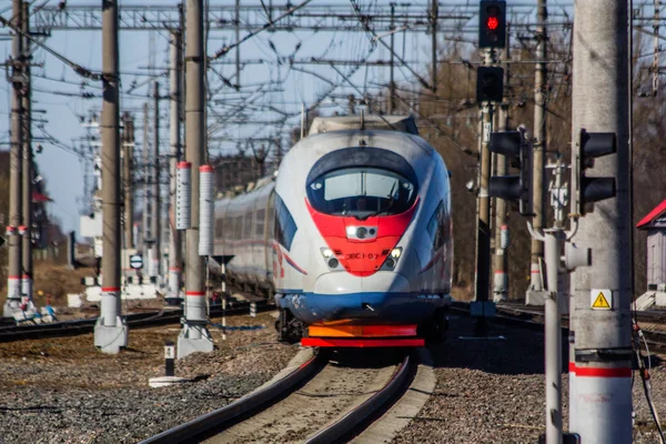 Rus yüksek hızlı tren Peregrine Falcon