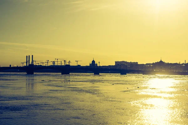 在圣彼得堡的无河桥上 — 图库照片