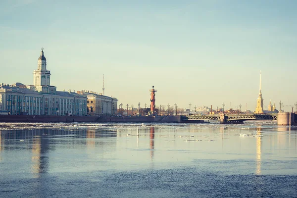 Rio Neva Primavera Pôr Sol São Petersburgo — Fotografia de Stock