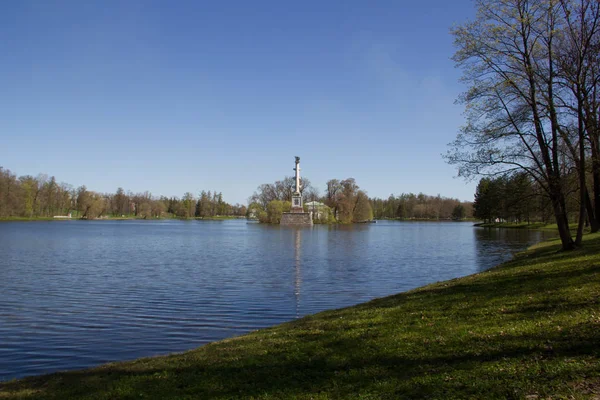 Tavaszi Nap Ekaterininsky Park Puskin Leningrádi Régióban — Stock Fotó